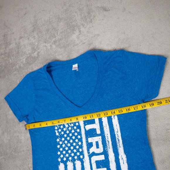 Forever Trump 2024 Flag Tee Women’s Large Blue Patriotic Graphic T-Shirt Tultex - Picture 7 of 12